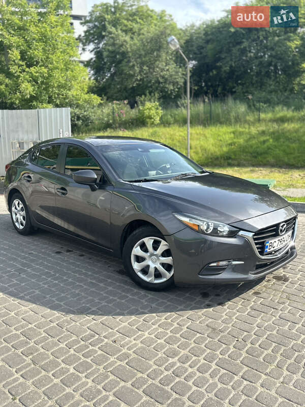 Седан Mazda 3 2017 в Львове