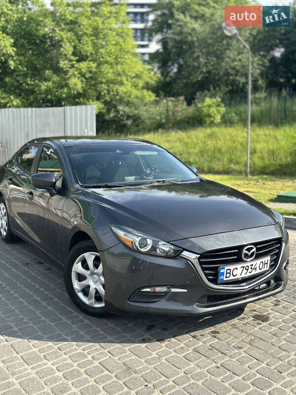 Седан Mazda 3 2017 в Львове