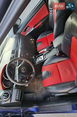 Хэтчбек Mazda 3 2005 в 