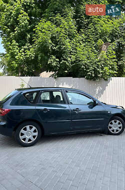 Хэтчбек Mazda 3 2003 в 