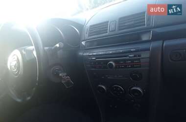 Седан Mazda 3 2007 в 