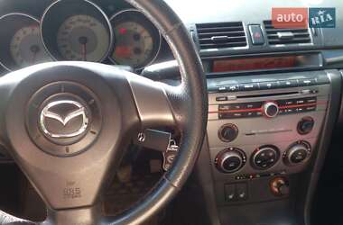 Седан Mazda 3 2007 в 