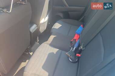 Седан Mazda 3 2010 в 