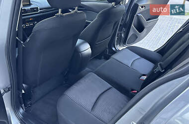 Хэтчбек Mazda 3 2014 в 