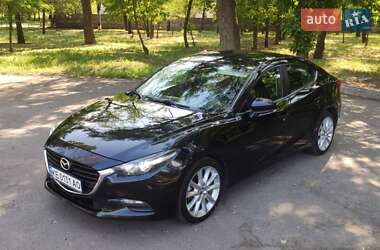 Седан Mazda 3 2016 в 
