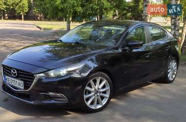 Седан Mazda 3 2016 в 