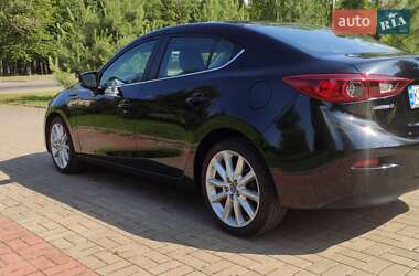 Седан Mazda 3 2016 в 