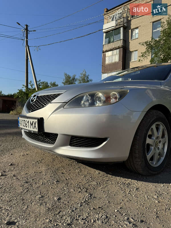 Хэтчбек Mazda 3 2003 в Славянске