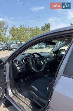 Хэтчбек Mazda 3 2006 в 