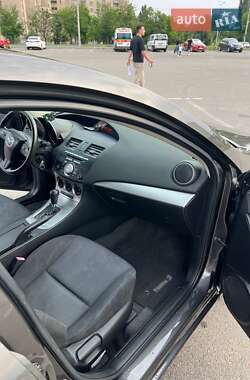 Седан Mazda 3 2010 в 