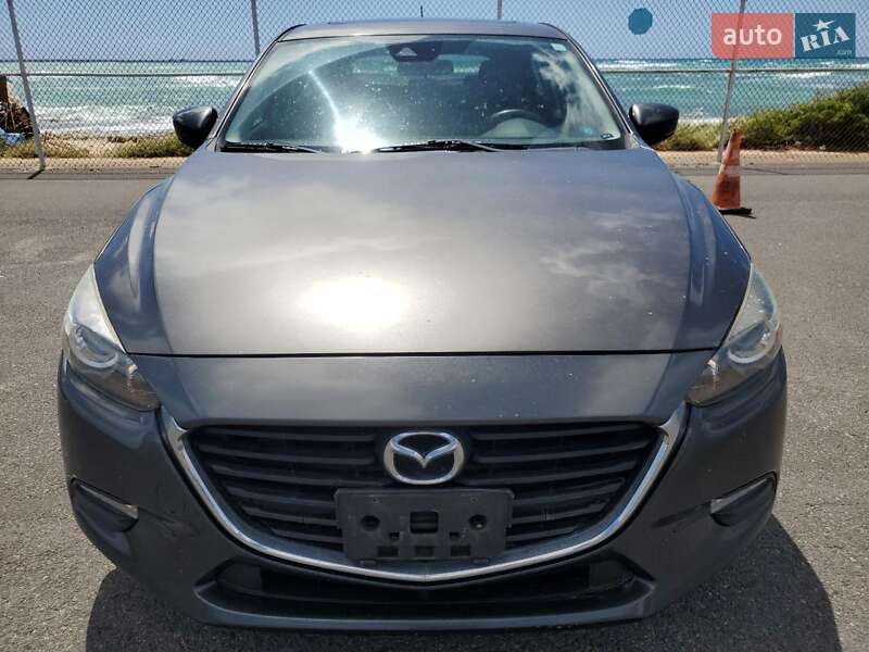 Хэтчбек Mazda 3 2017 в Львове