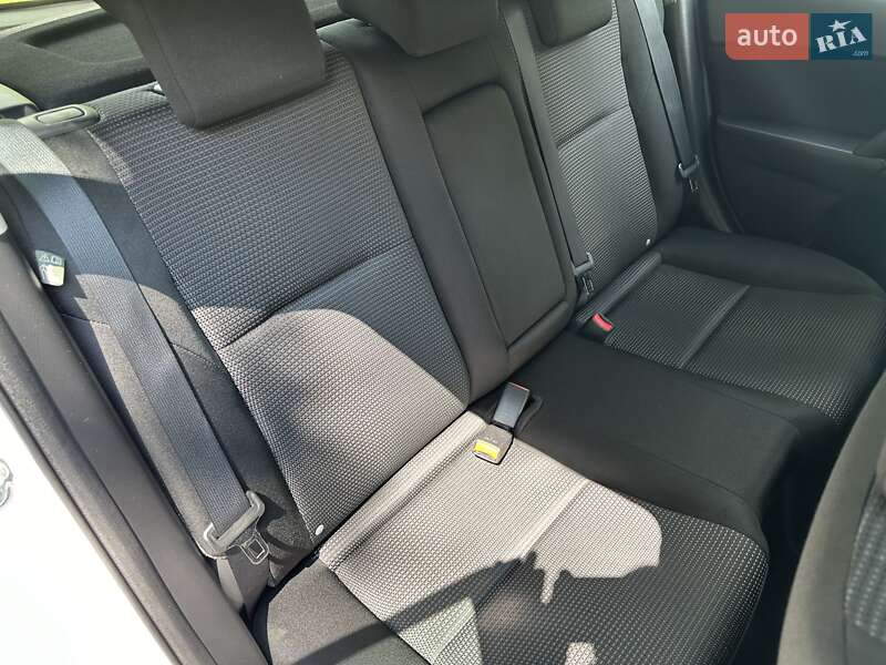 Хетчбек Mazda 3 2011 в Луцьку