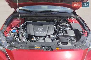 Хэтчбек Mazda 3 2016 в 