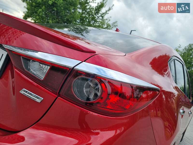 Седан Mazda 3 2013 в Кропивницком
