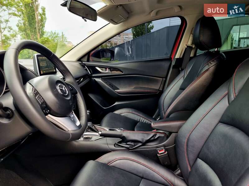 Седан Mazda 3 2013 в Кропивницком