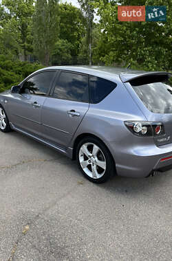 Хэтчбек Mazda 3 2005 в Николаеве