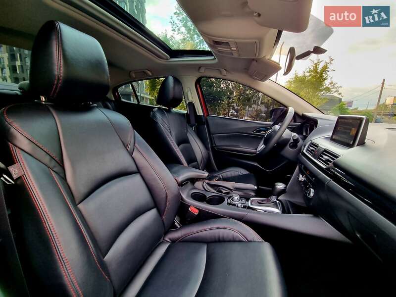 Седан Mazda 3 2013 в Кропивницком