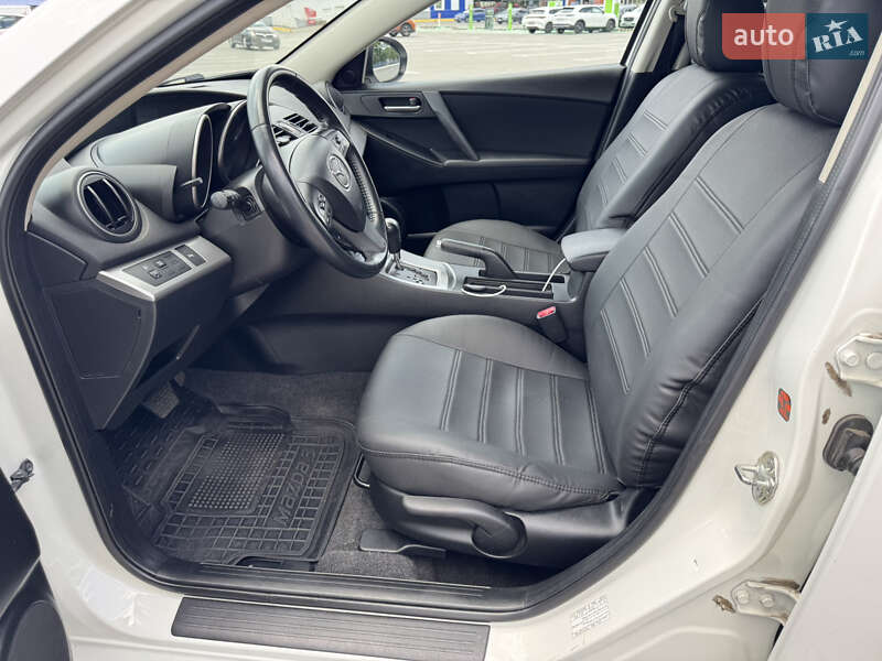Седан Mazda 3 2011 в Одесі