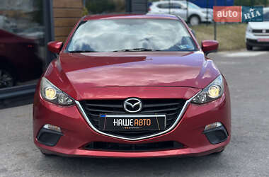 Седан Mazda 3 2013 в 