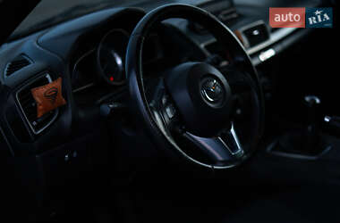 Хэтчбек Mazda 3 2013 в 