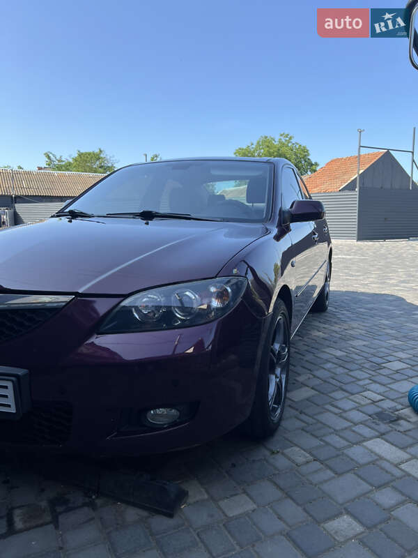 Седан Mazda 3 2007 в 