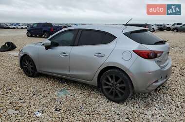 Хэтчбек Mazda 3 2018 в 