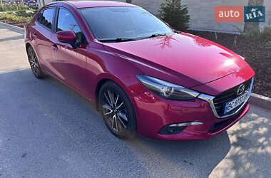 Седан Mazda 3 2018 в 