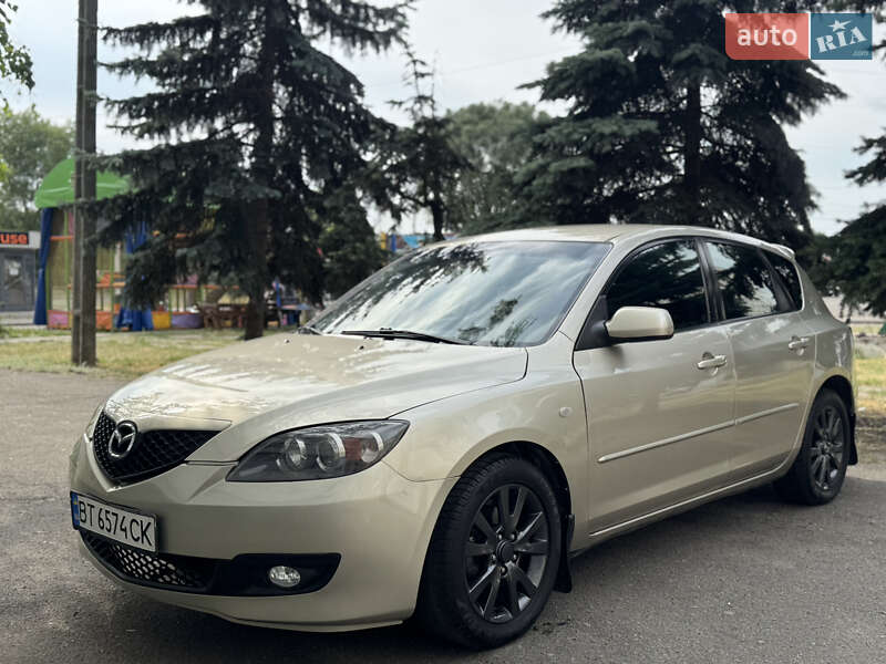 Хэтчбек Mazda 3 2008 в Днепре