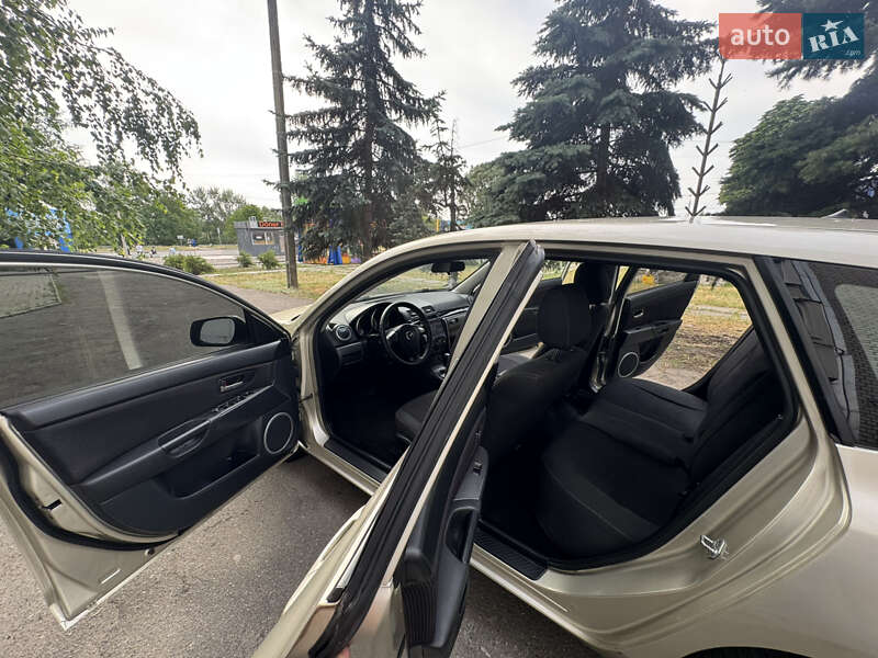 Хэтчбек Mazda 3 2008 в Днепре