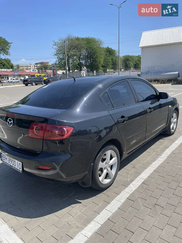 Седан Mazda 3 2004 в Одессе