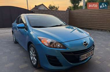Седан Mazda 3 2011 в 