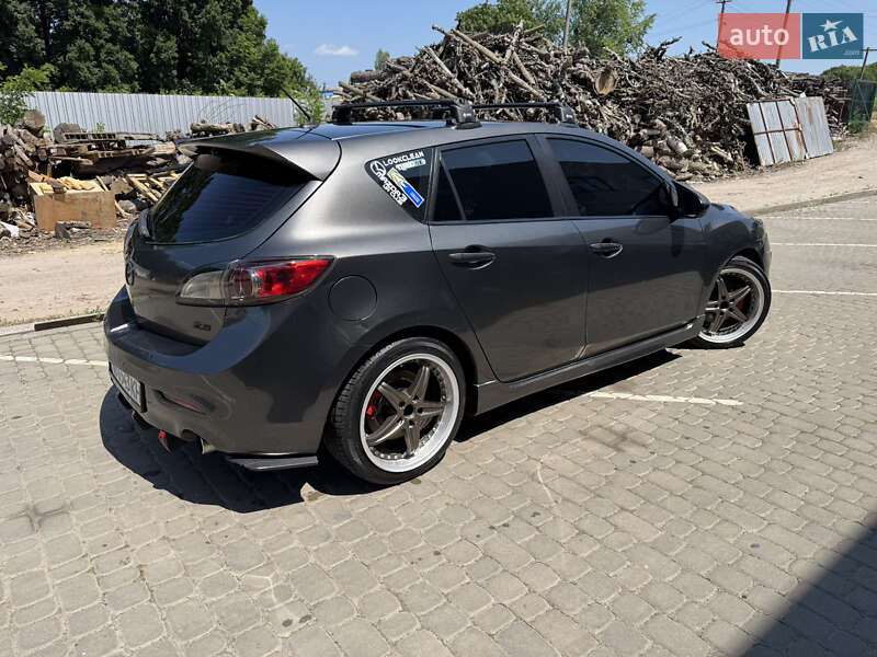 Хэтчбек Mazda 3 2010 в Виннице