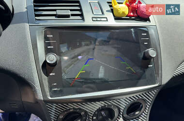 Хэтчбек Mazda 3 2010 в 