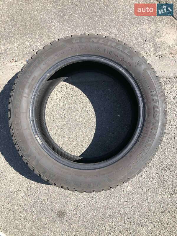 Хэтчбек Mazda 3 2006 в Киеве