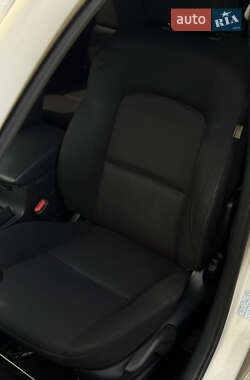 Седан Mazda 3 2006 в 