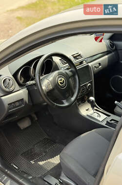 Седан Mazda 3 2006 в 