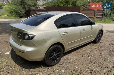 Седан Mazda 3 2006 в 