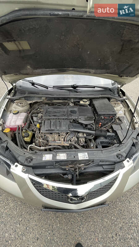 Седан Mazda 3 2007 в Умани