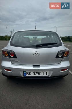 Хэтчбек Mazda 3 2006 в 