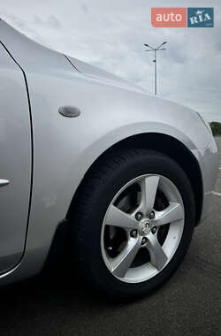 Хэтчбек Mazda 3 2006 в 