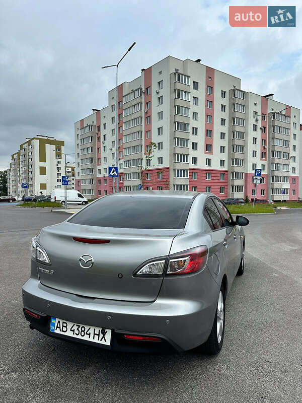 Седан Mazda 3 2011 в Вінниці