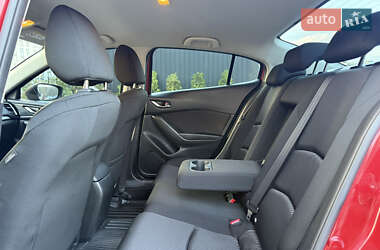 Седан Mazda 3 2013 в 