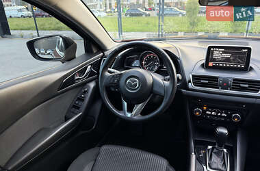 Седан Mazda 3 2013 в 