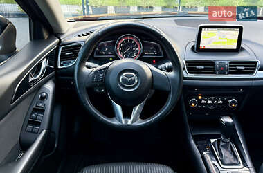 Седан Mazda 3 2013 в 