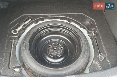 Хэтчбек Mazda 3 2013 в 