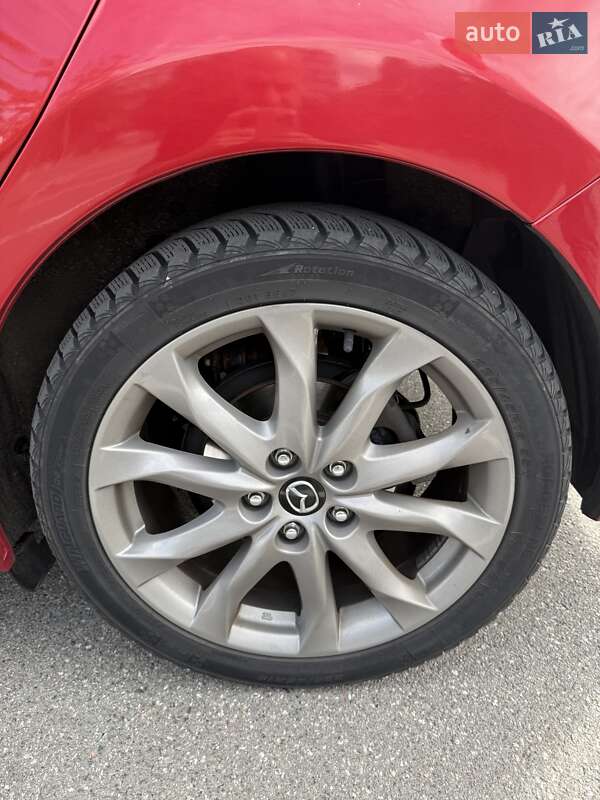 Седан Mazda 3 2018 в Киеве