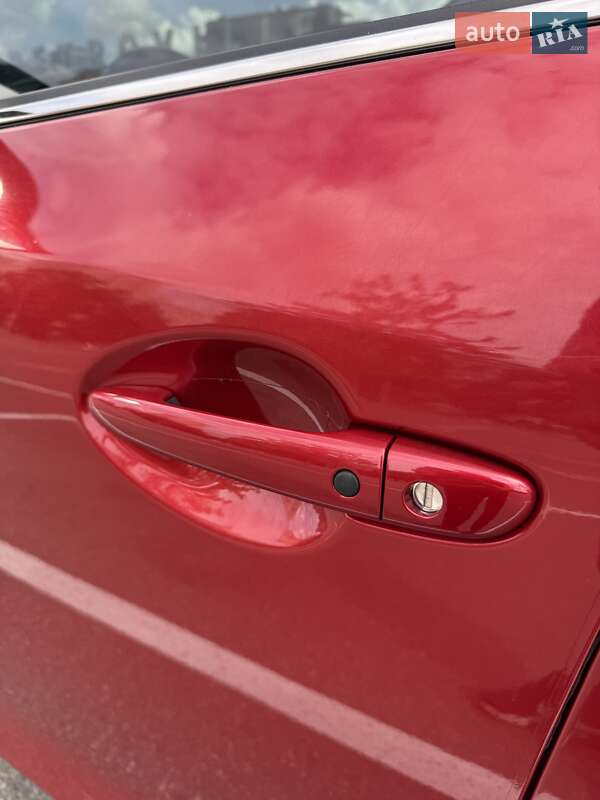 Седан Mazda 3 2018 в Киеве