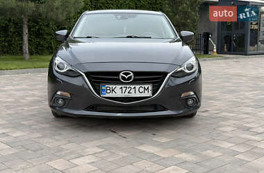 Хэтчбек Mazda 3 2014 в 