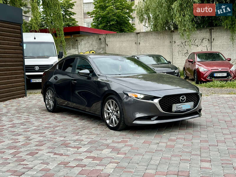 Седан Mazda 3 2019 в Виннице