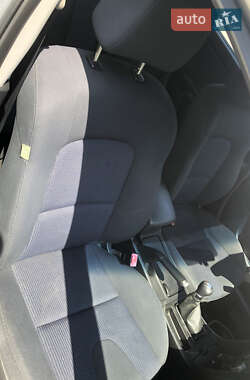 Хэтчбек Mazda 3 2006 в 